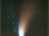 Der Komet Hale Bopp im April 1997